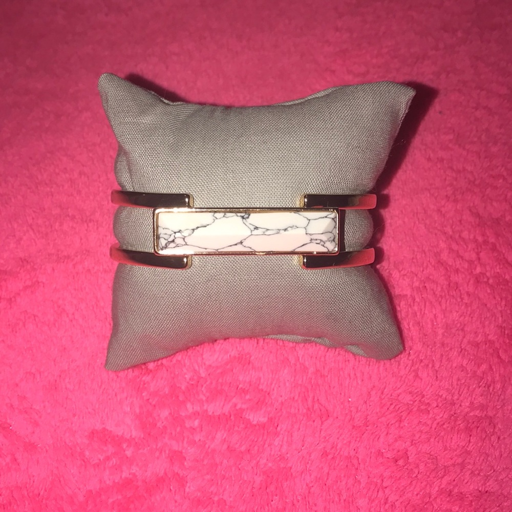 White marble gold bracelet
